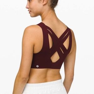 Lululemon enlite weave high support bra garnet 32DD
